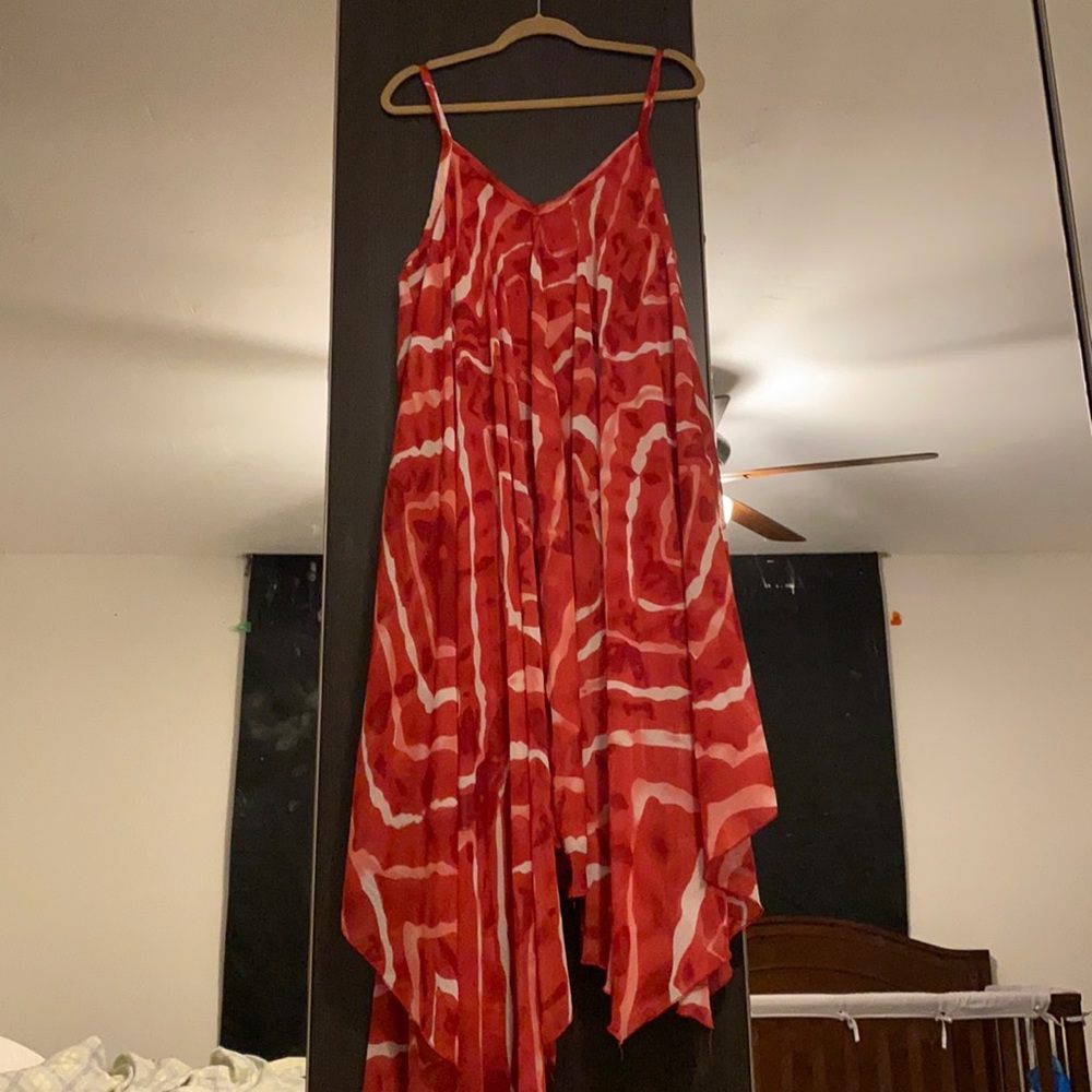 Red/white dress